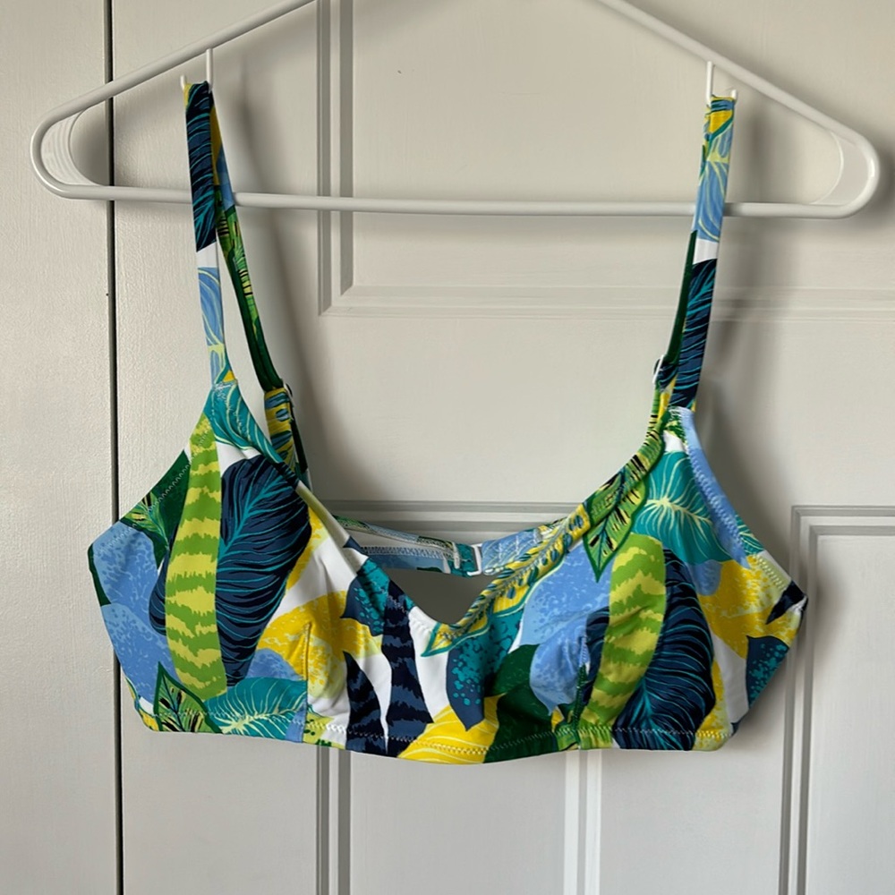 Aerie Size Large Swimsuit Bikini Top with Tags